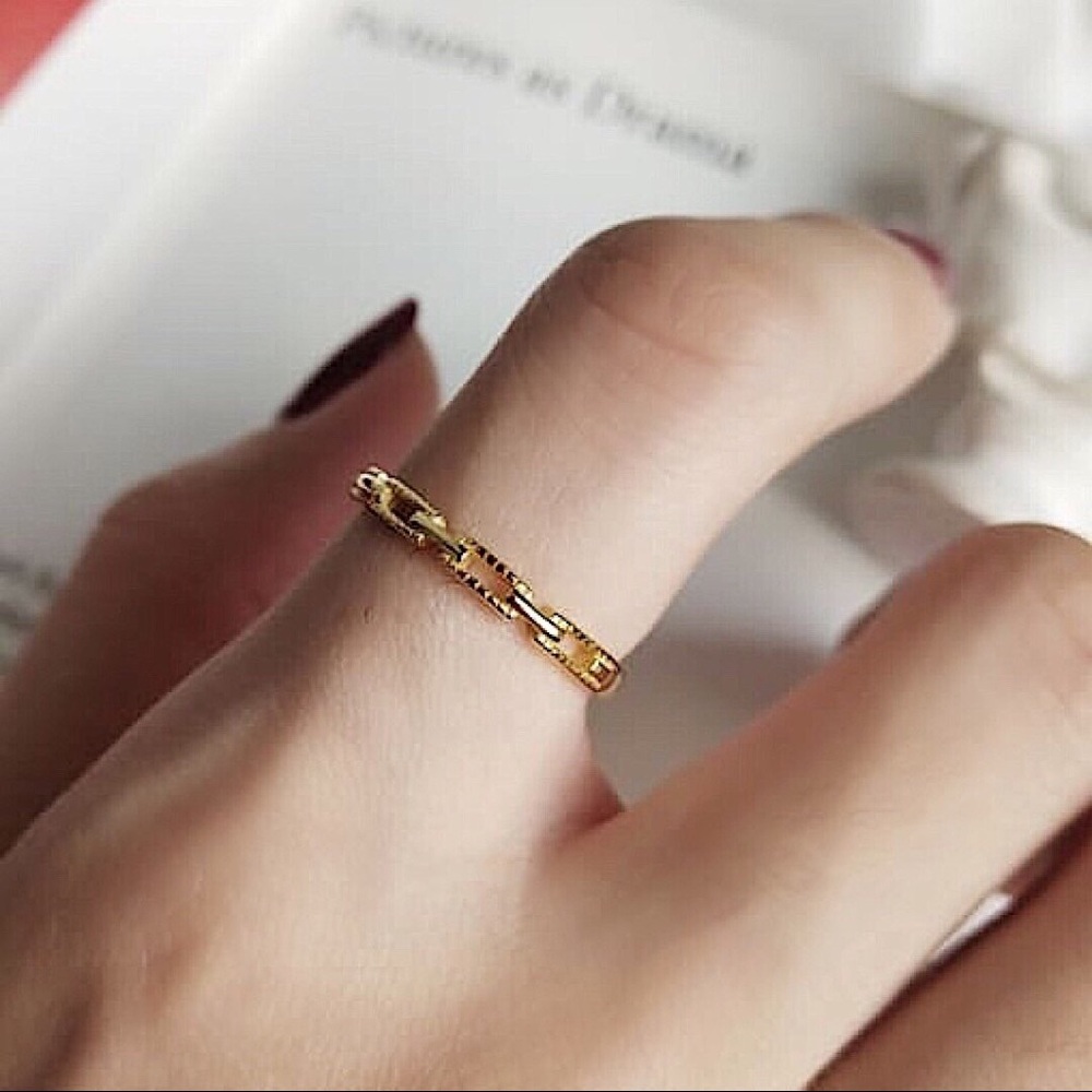 Gold Chain Link Ring